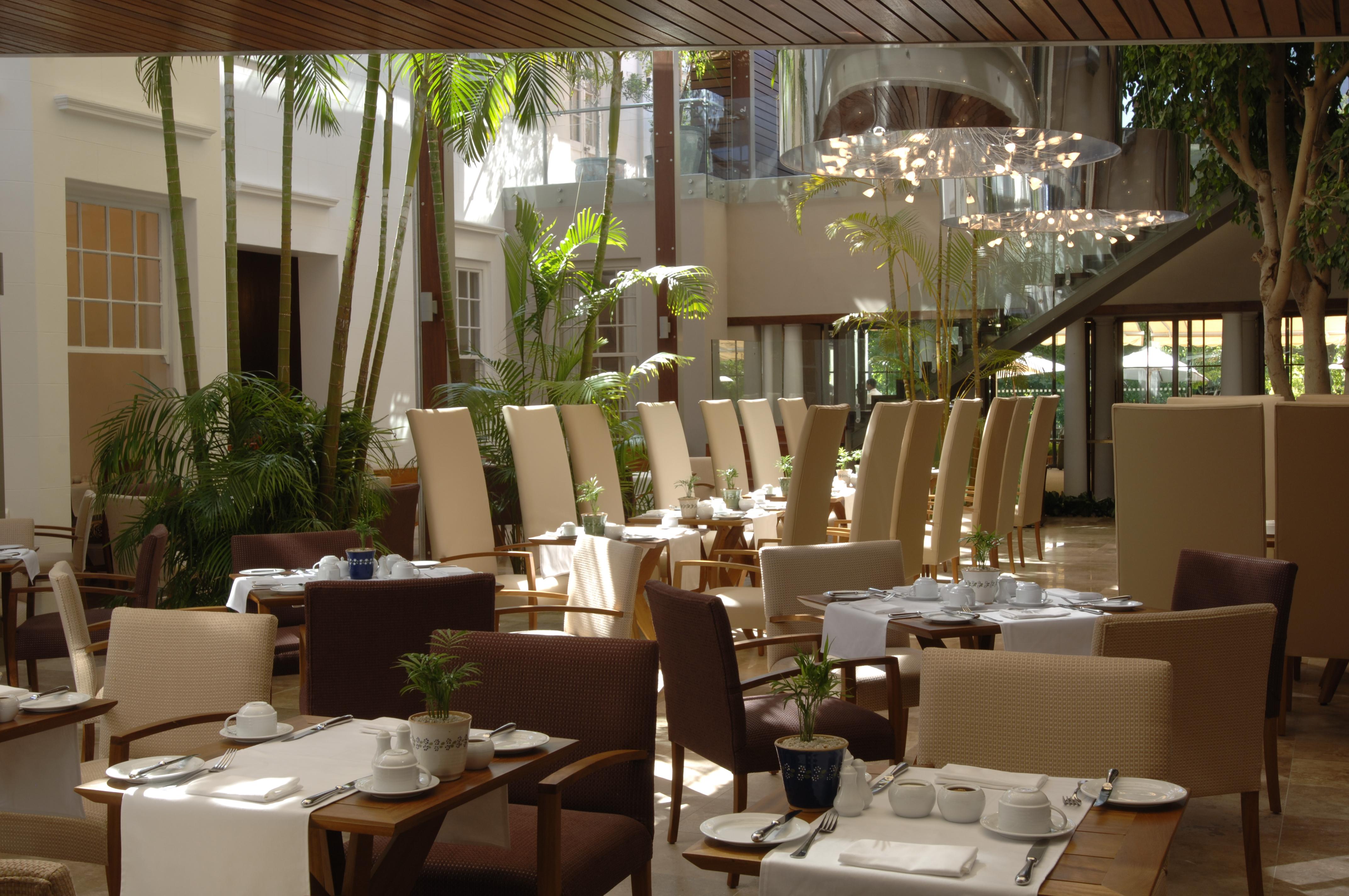 Vineyard Hotel Cape Town Exterior foto