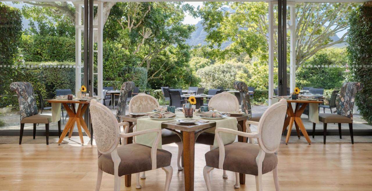 Vineyard Hotel Cape Town Exterior foto