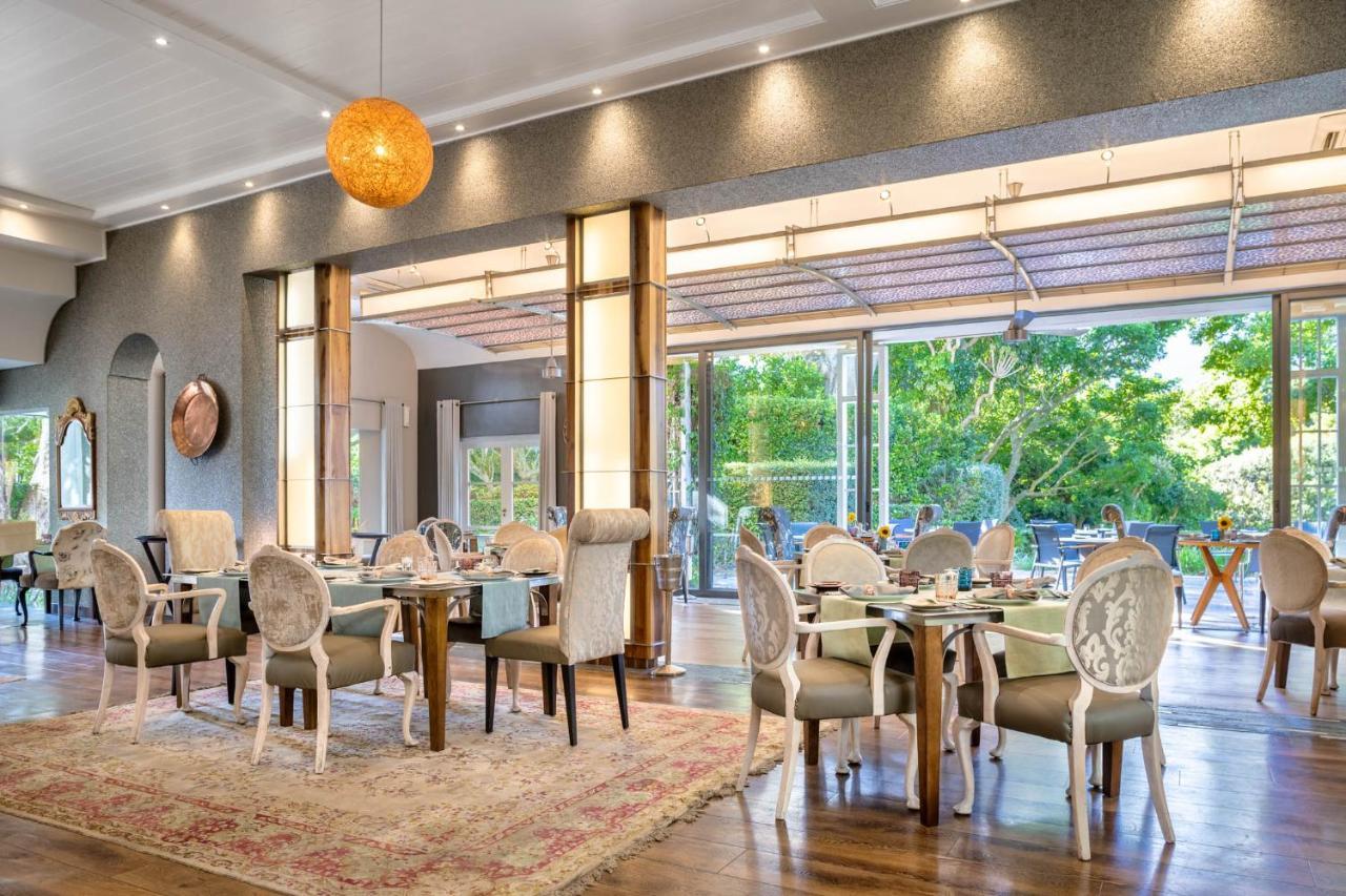 Vineyard Hotel Cape Town Exterior foto