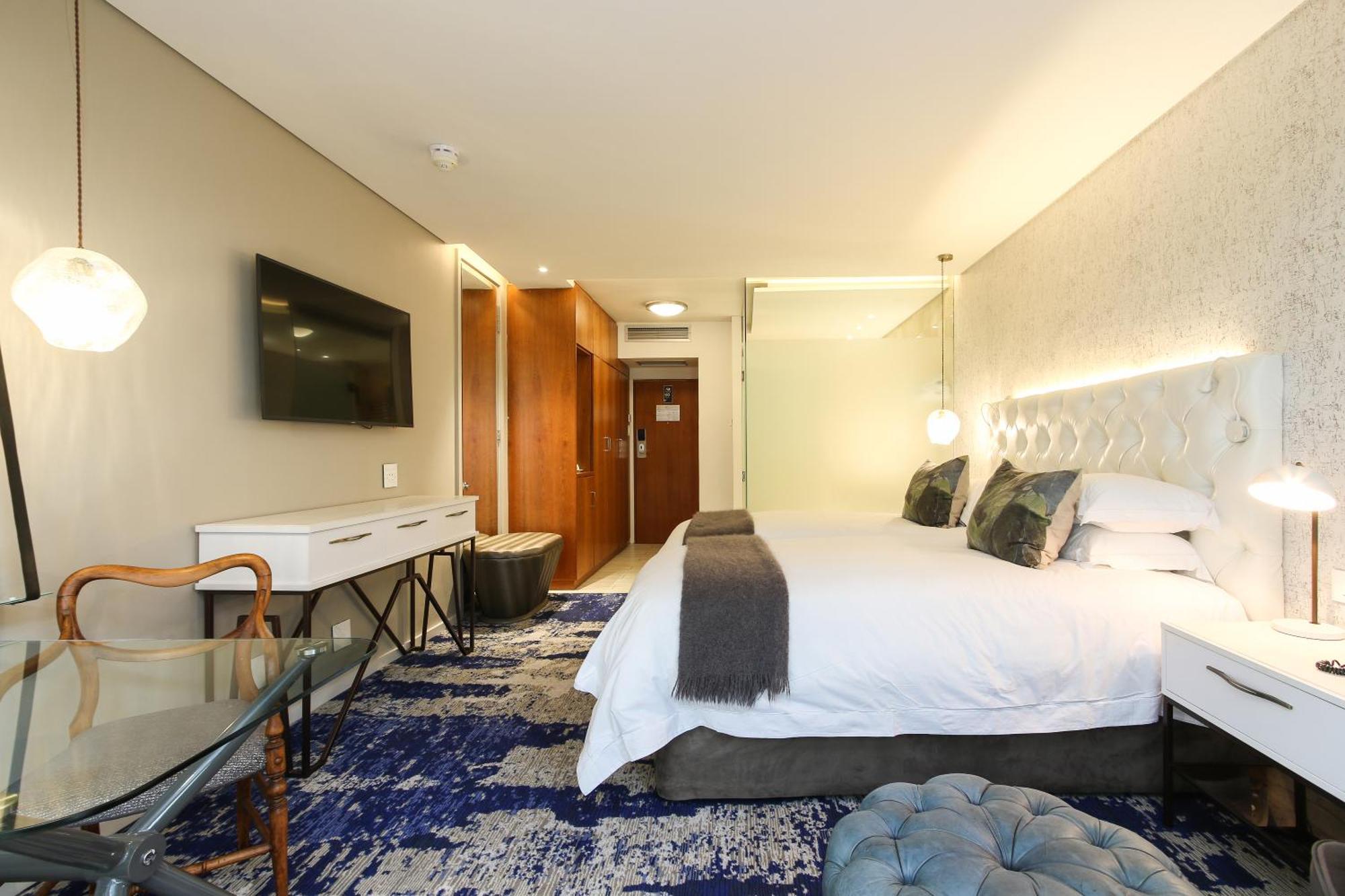 Vineyard Hotel Cape Town Exterior foto